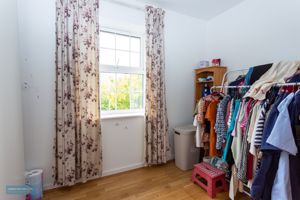 Bedroom- click for photo gallery